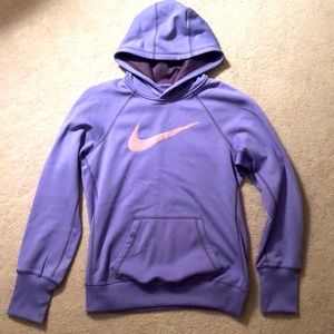 Nike therma hoodie